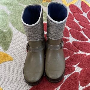 Sperry waterproof boots size 10…cute!